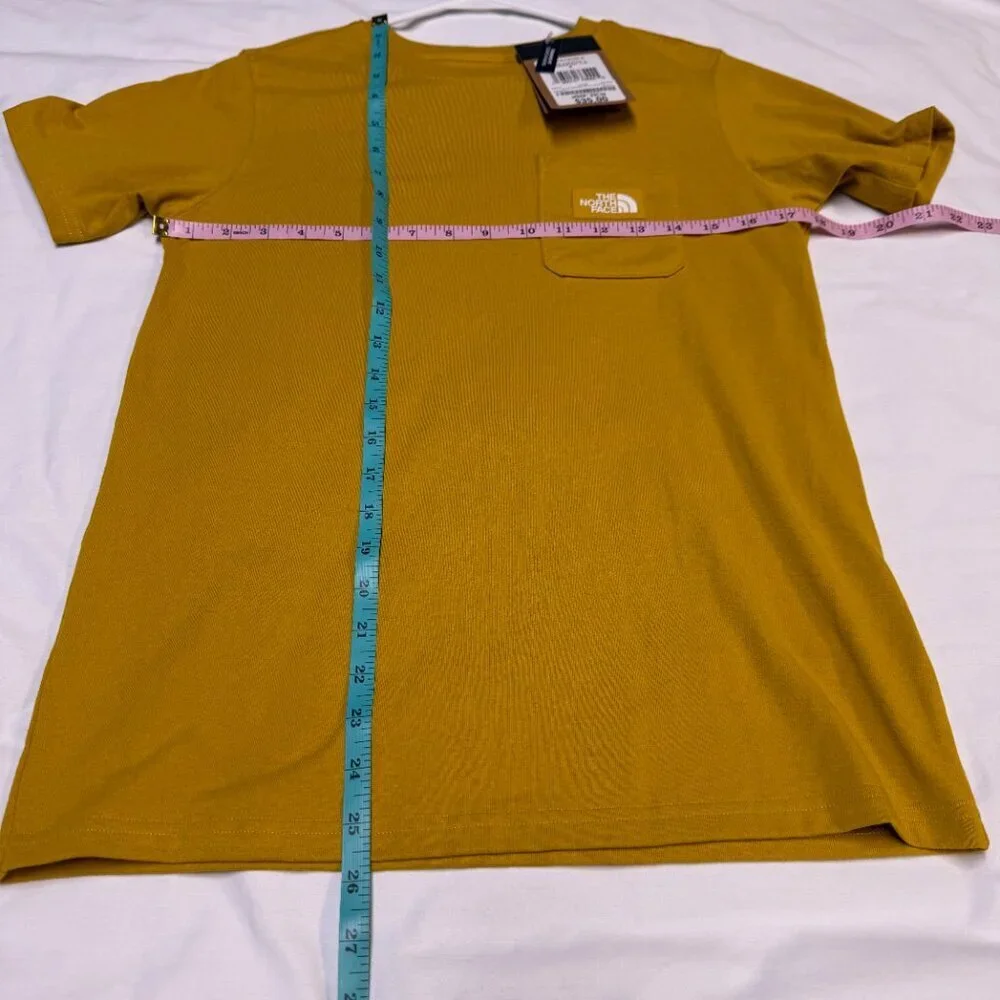 The North Face Heritage Patch Pocket Tee Women’s Small Ironwood Yellow NWT - Picture 6 of 8